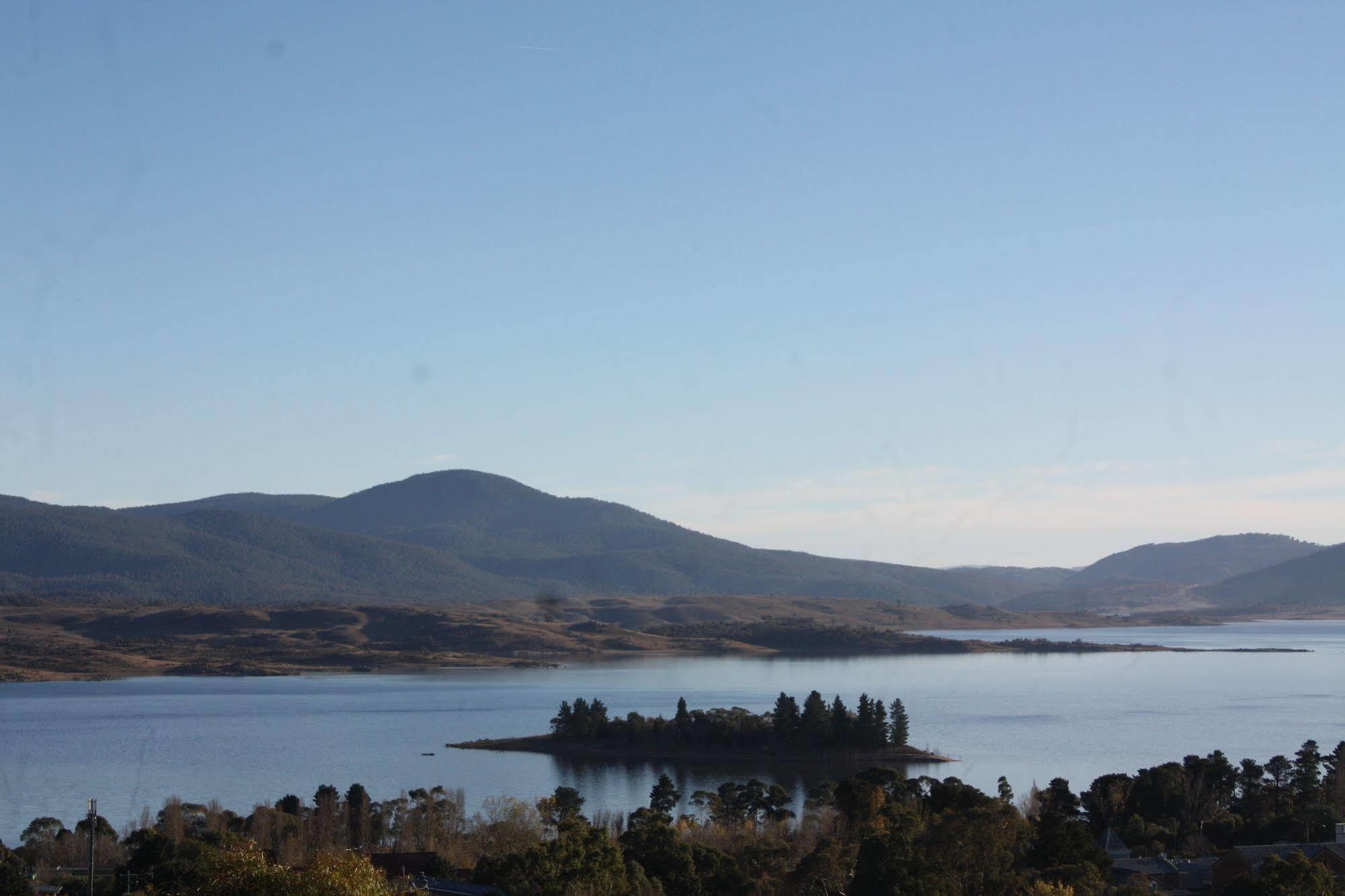 Troldhaugen Lodge - Adults Only Jindabyne Exterior photo